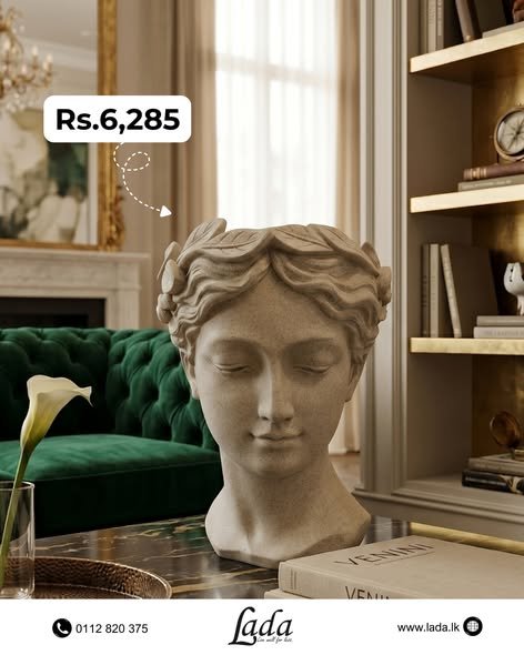 Classical Bust Ornament — Wavy Hair